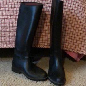 Riding boots
